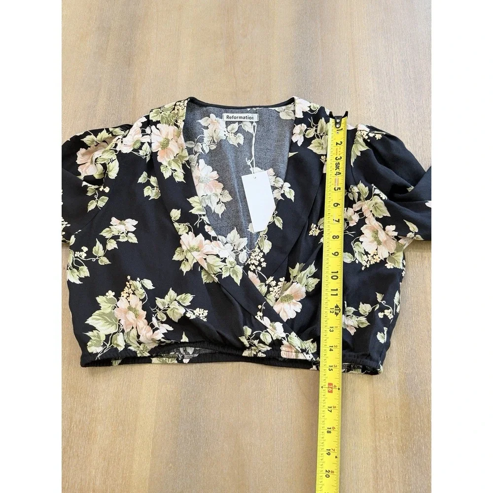 Reformation Florian Short Sleeve Black Floral Wrap Crop Top Size‎ 12